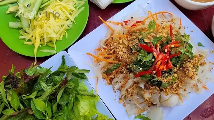 Món Ngon Nên Thử: Nhum Nướng, Gỏi Cá Mai, Bún Kèn
