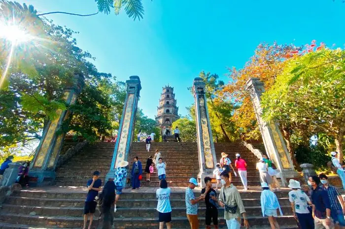 Đi Chùa Thiên Mụ Cầu Gì? Đi Chùa Thiên Mụ Cầu Gì?