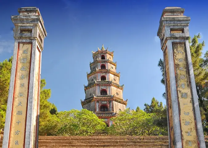 Tháp Phước Duyên Tháp Phước Duyên