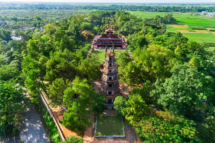 Khuôn Viên Chùa Khuôn Viên Chùa