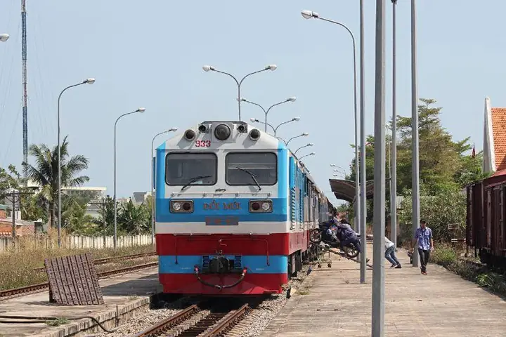 Thông Tin Giá Vé Và Cách Đặt Vé Tàu Hoả Nha Trang - Hà Nội