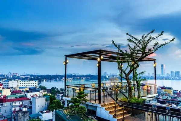 Các Quán Cà Phê Hồ Tây - Địa Điểm Được Giới Trẻ Check In Ầm Ầm