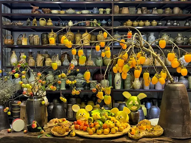 Hồng Giòn Quế Hương Hồng Giòn Quế Hương