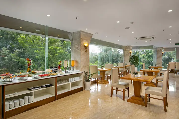 Một Số Hình Ảnh Về La Beach Hotel Đà Nẵng