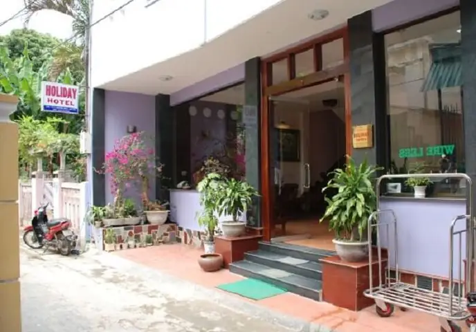 16. Holiday Diamond Hotel 16. Holiday Diamond Hotel