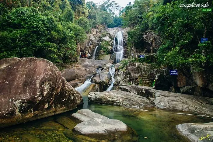 Thác Khe Vằn Thác Khe Vằn