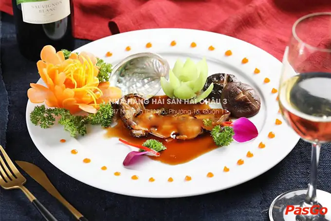 Tôm Hùm Được Chế Biến Đủ Món Như: Nướng Phô Mai, Cháy Tỏi, Nấu Cháo,... Sẽ Là Những Gợi Ý Hấp Chẳng Nên Bỏ Qua Khi Đến Nhà Hàng Hải Sản Hải Châu 3 Tôm Hùm Được Chế Biến Đủ Món Như: Nướng Phô Mai, Cháy Tỏi, Nấu Cháo,... Sẽ Là Những Gợi Ý Hấp Chẳng Nên Bỏ Qua Khi Đến Nhà Hàng Hải Sản Hải Châu 3