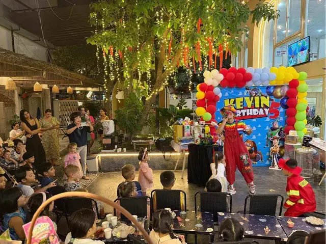 Khu Vui Chơi Trẻ Em – Eco Kidplays & Coffee Khu Vui Chơi Trẻ Em – Eco Kidplays & Coffee
