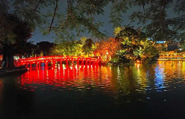 Hà Nội Về Đêm: Khám Phá Những Trải Nghiệm Độc Đáo Không Ngủ Hà Nội Về Đêm: Khám Phá Những Trải Nghiệm Độc Đáo Không Ngủ