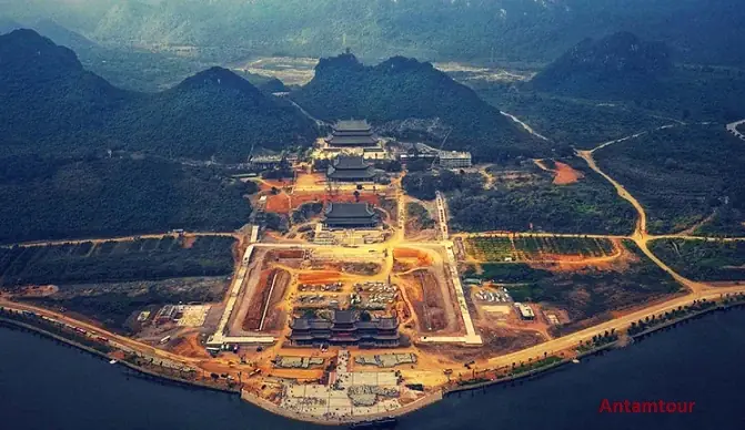 Tại Sao Gọi Là Chùa Tam Chúc Tại Sao Gọi Là Chùa Tam Chúc