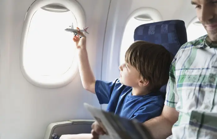 Quy Định Về Việc Ủy Quyền Cho Trẻ Em Đi Nước Ngoài