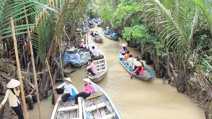 Du Lịch Bến Tre Nên Đi Đâu: Khám Phá Tứ Linh & Miệt Vườn Chi Tiết Du Lịch Bến Tre Nên Đi Đâu: Khám Phá Tứ Linh & Miệt Vườn Chi Tiết