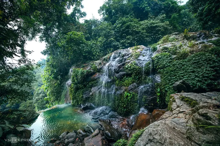 Tour 1 Ngày Từ Hà Nội: Cẩm Nang Lựa Chọn & Gợi Ý Lịch Trình Tour 1 Ngày Từ Hà Nội: Cẩm Nang Lựa Chọn & Gợi Ý Lịch Trình