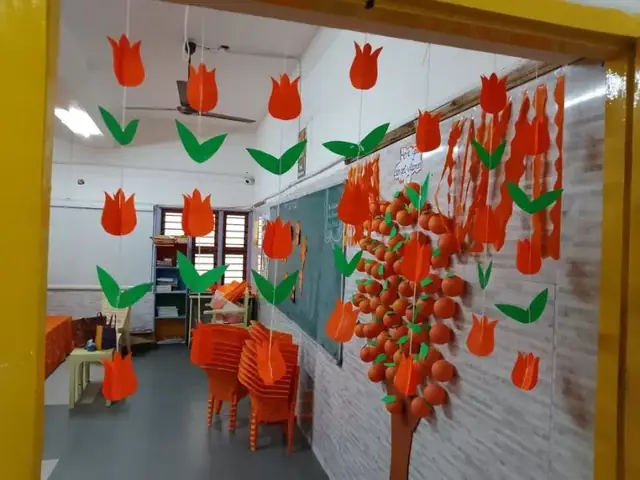 Trang Trí Cửa Lớp