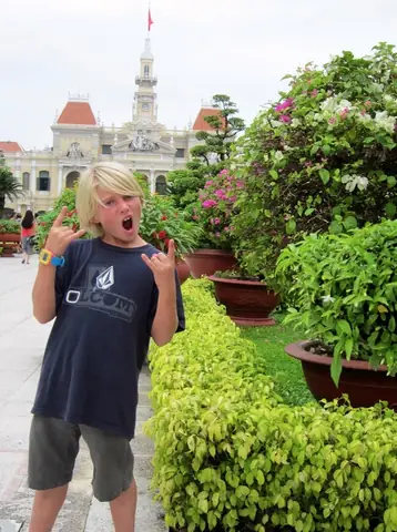 Ho Chi Minh City Palace With Kids
