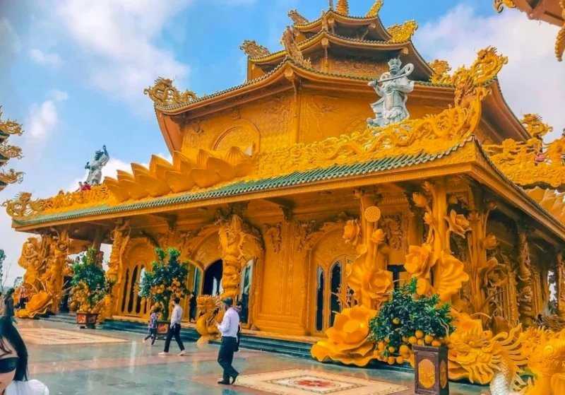 Khám phá Điểm Du Lịch Tại Hưng Yên Hấp Dẫn 2026 Chùa Chuông - một trong những điểm du lịch tại Hưng Yên