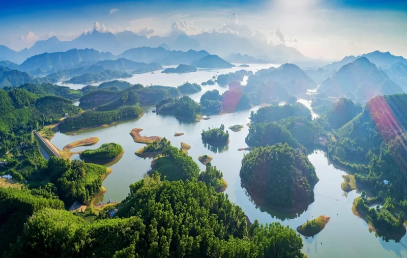Điểm Du Lịch Thái Nguyên: Khám Phá Vẻ Đẹp Thiên Nhiên & Văn Hóa Hấp Dẫn Hồ Núi Cốc thơ mộng