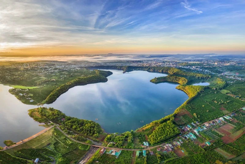 Làng văn hóa Giẻ Triêng Gia Lai