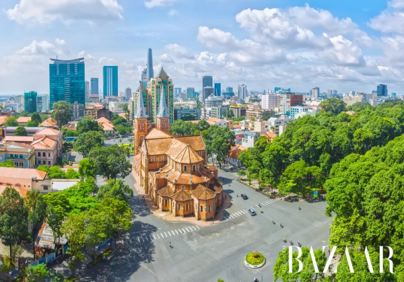 Top Điểm Du Lịch Tại Sài Gòn Hút Khách 2026 Phố đi bộ Nguyễn Huệ Sài Gòn