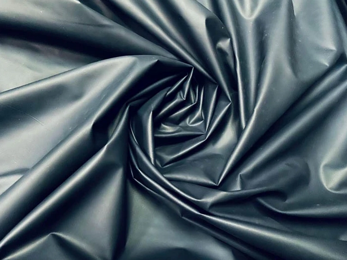 Vải Nylon: Chất Liệu Vượt Thời Gian Cho Mọi Ứng Dụng Tấm vải nylon màu xanh lam